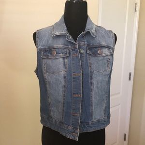 Women’s Denim Vest